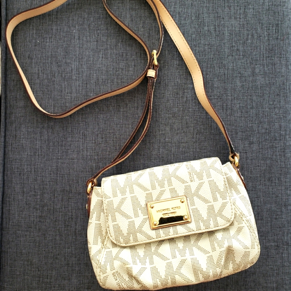 Michael Kors Mini Leather Crossbody Bag